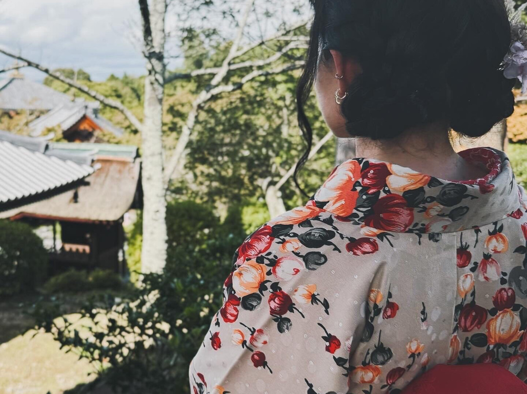 冈本和服租赁 本店-京都市必去景点