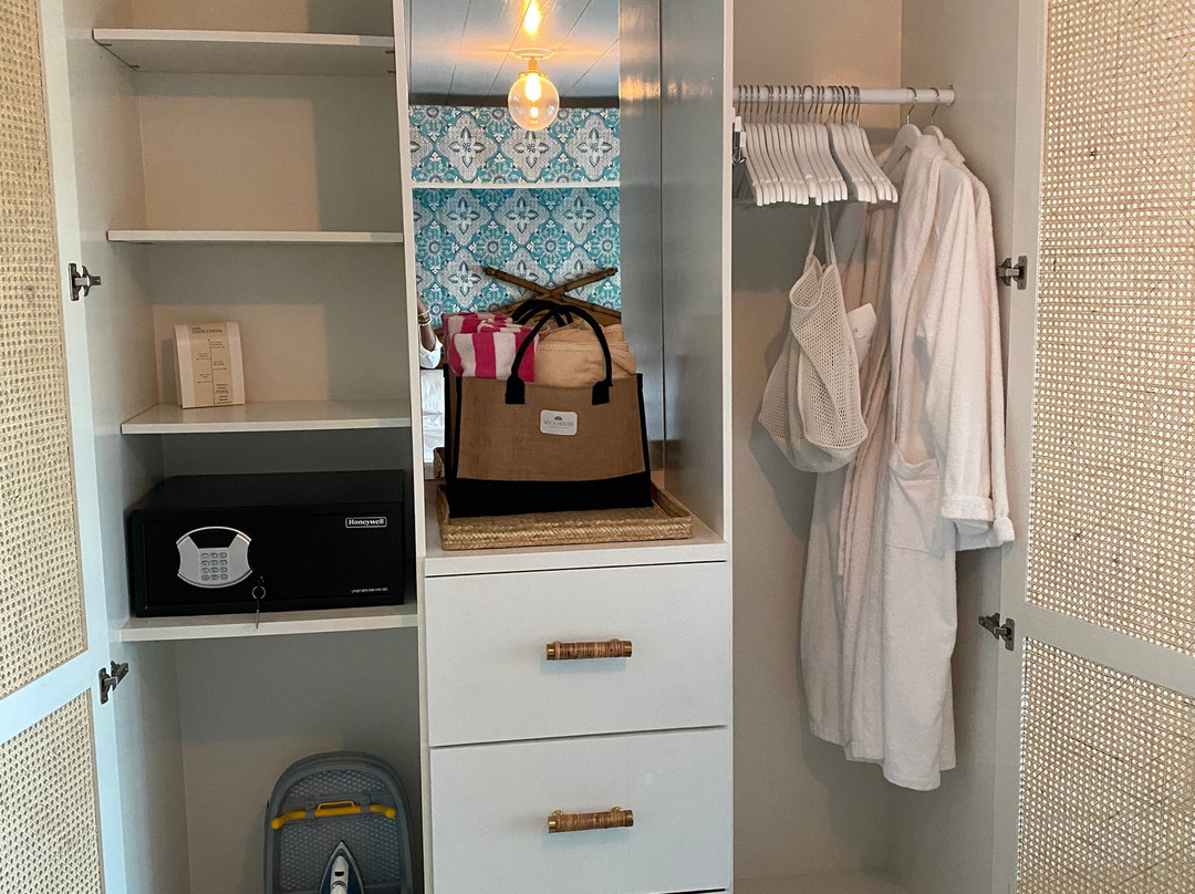 海港岛洛克度假酒店主图