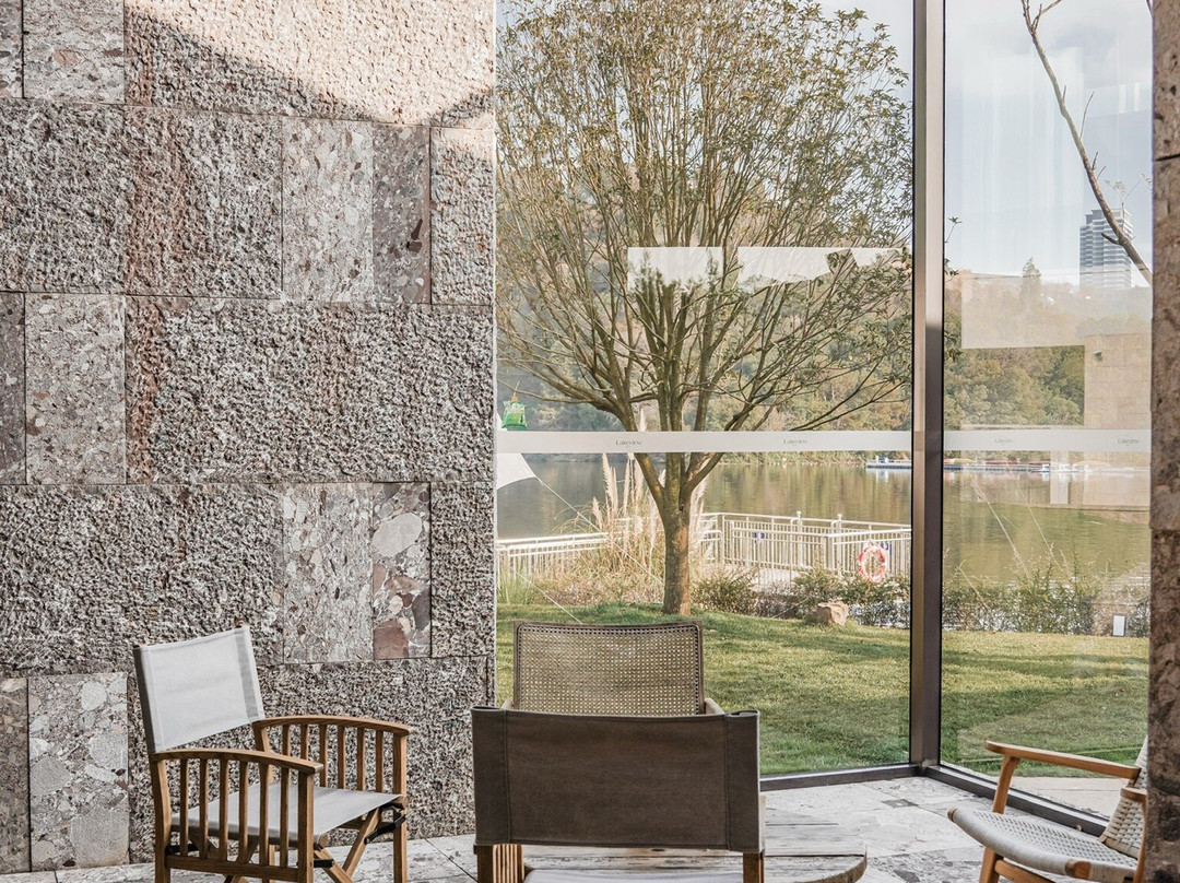 SLH·昆明玉龙湾湖景酒店主图