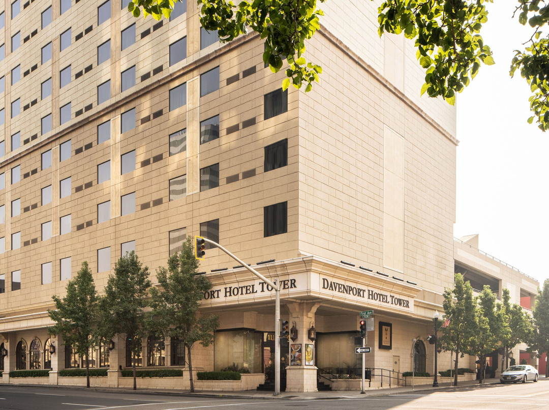 The Davenport Tower, Autograph Collection主图