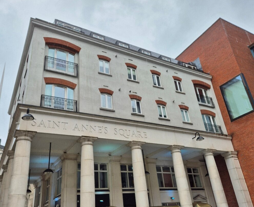 Saint Anne's Square-贝尔法斯特必去景点