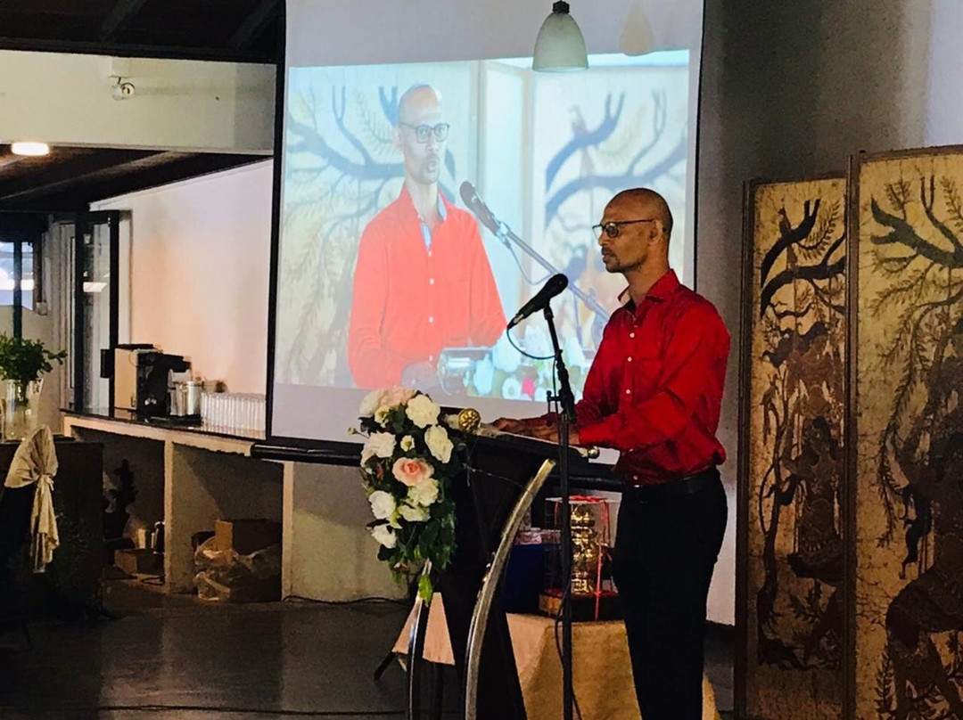 奥路斯霍塔小屋酒店主图