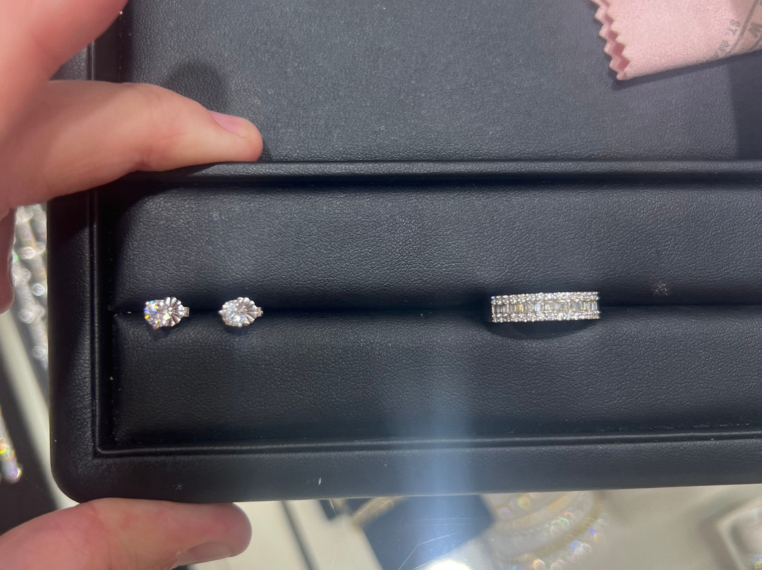 Majesty Jewelers景点图片