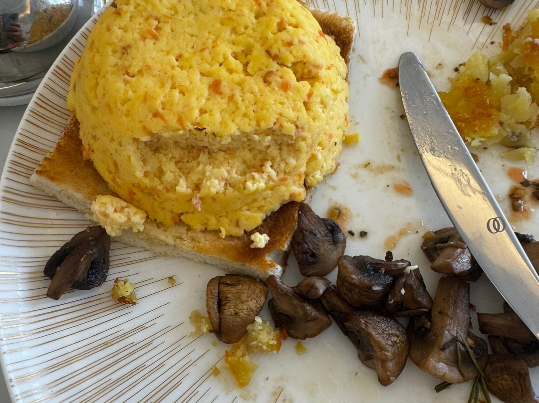 Royal Saray Resort主图