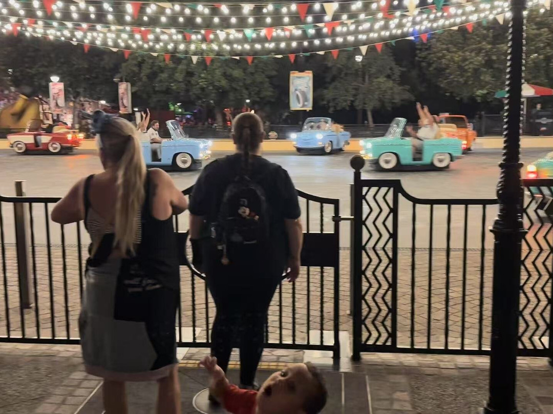 Luigi's Rollickin' Roadsters-阿纳海姆必去景点