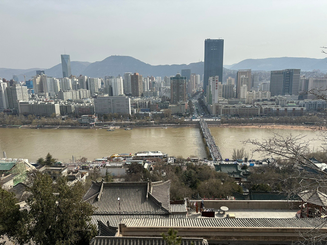 兰州白塔山景点图片