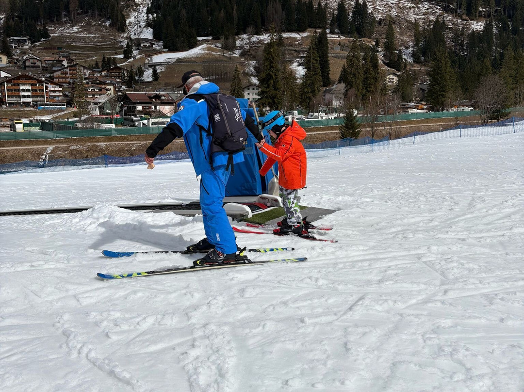 Ski and Snowboard School Canazei Marmolada景点图片