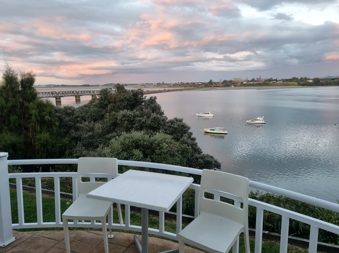 陶朗加海滨汽车旅馆主图