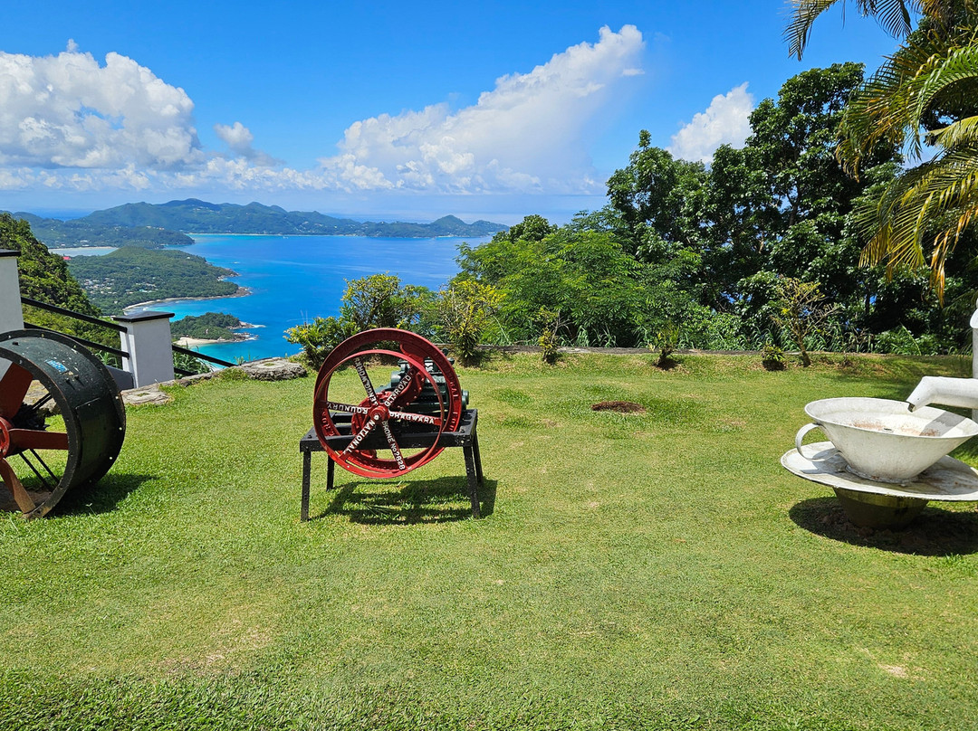 Sey Tours-维多利亚必去景点