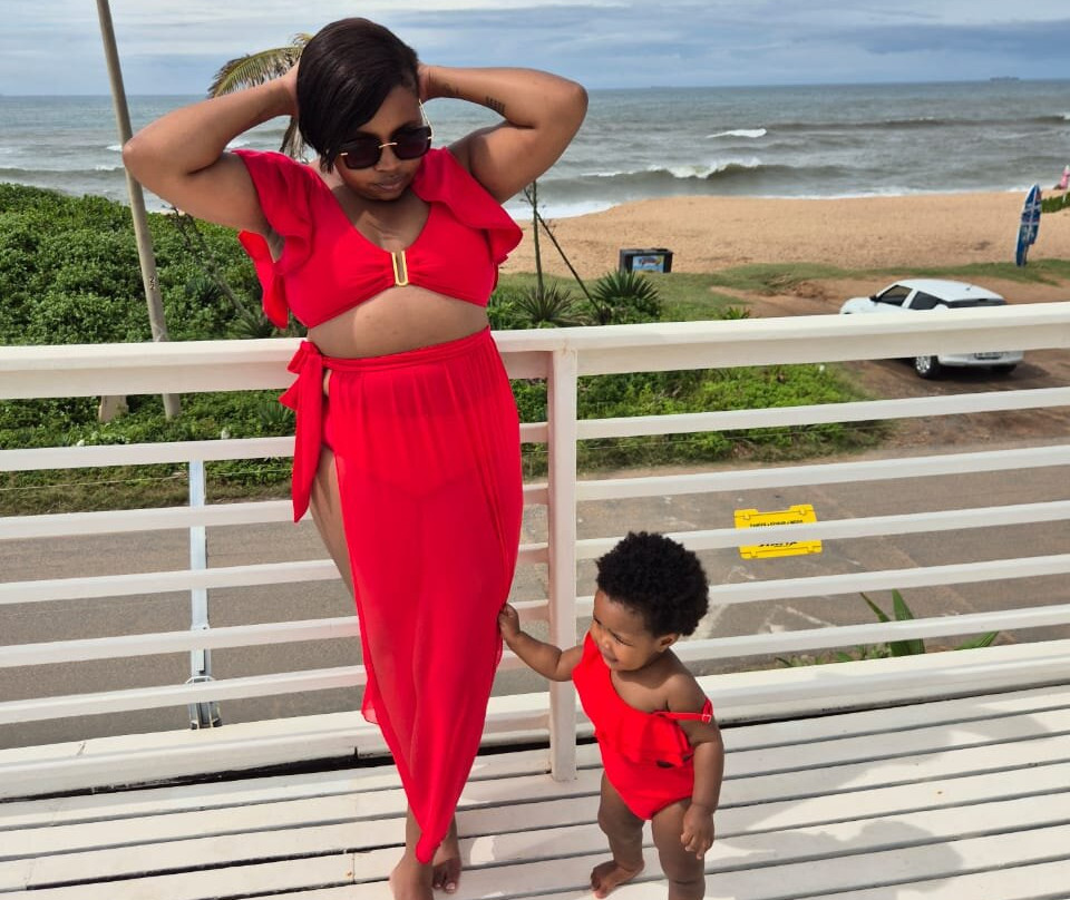 Bentley On The Beach主图