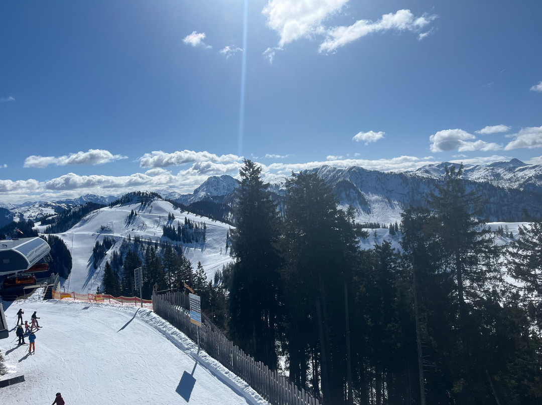 Skischule Rot Weiß Rot景点图片