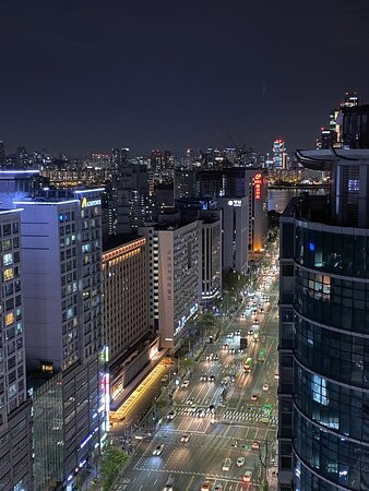 古罗诗拉酒店主图