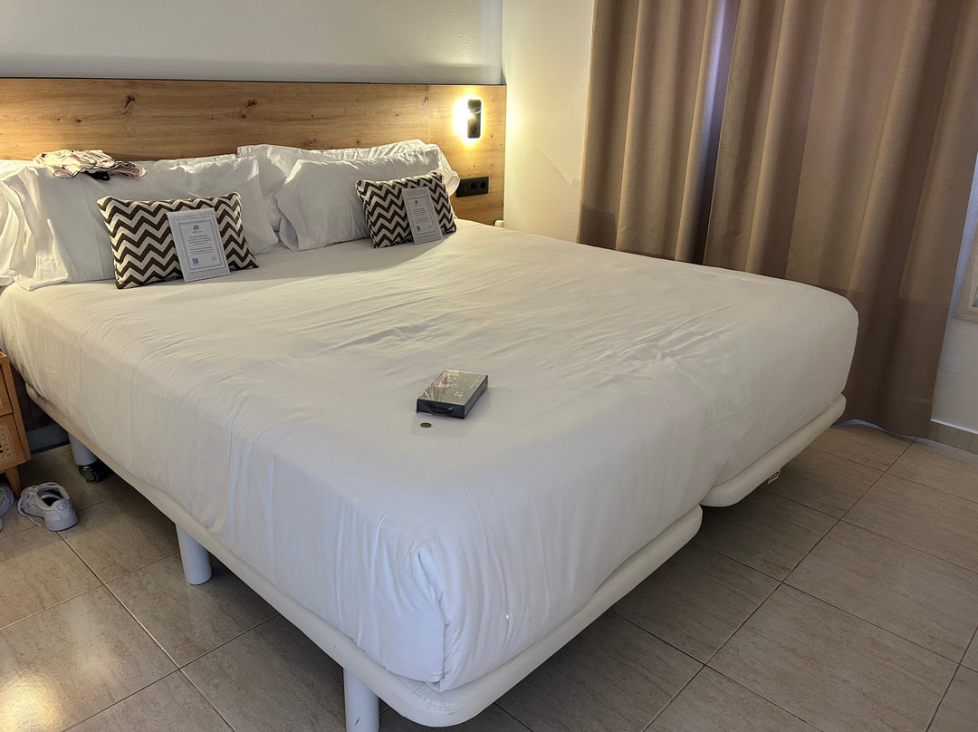 Hotel Arena Beach主图