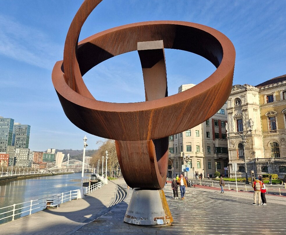 Puente Zubizuri景点图片