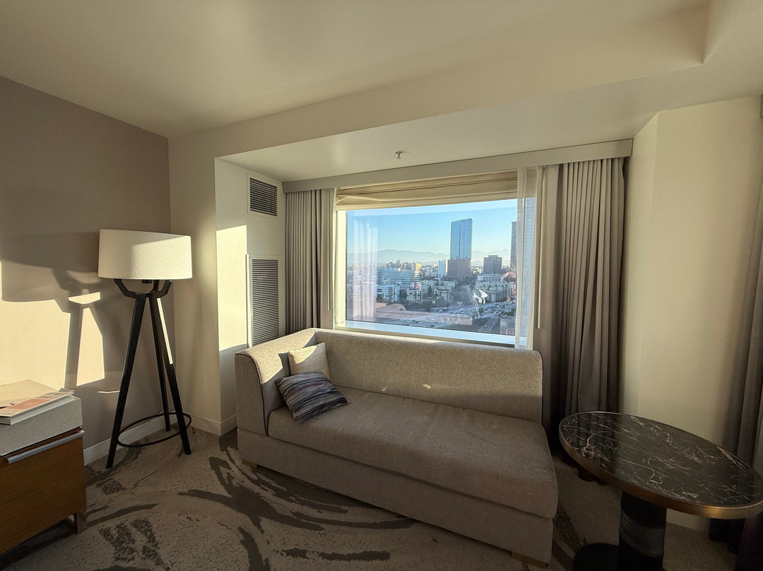 洛杉矶万豪现场酒店主图