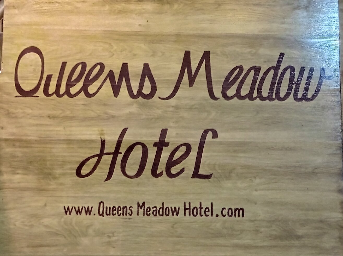 Queen's Meadow Hotel-官方