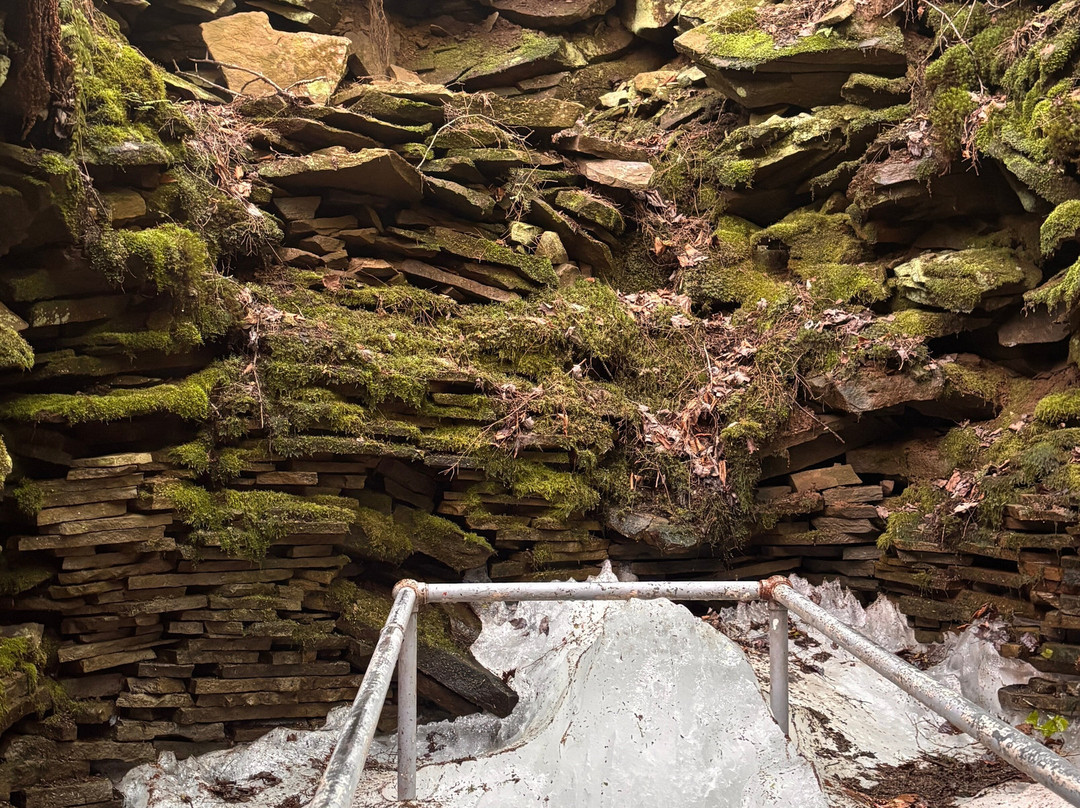 Coudersport Ice Mine景点图片