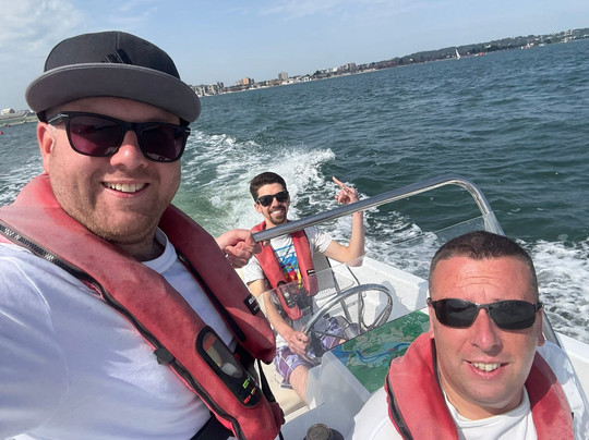 Poole Boat Hire-普尔必去景点