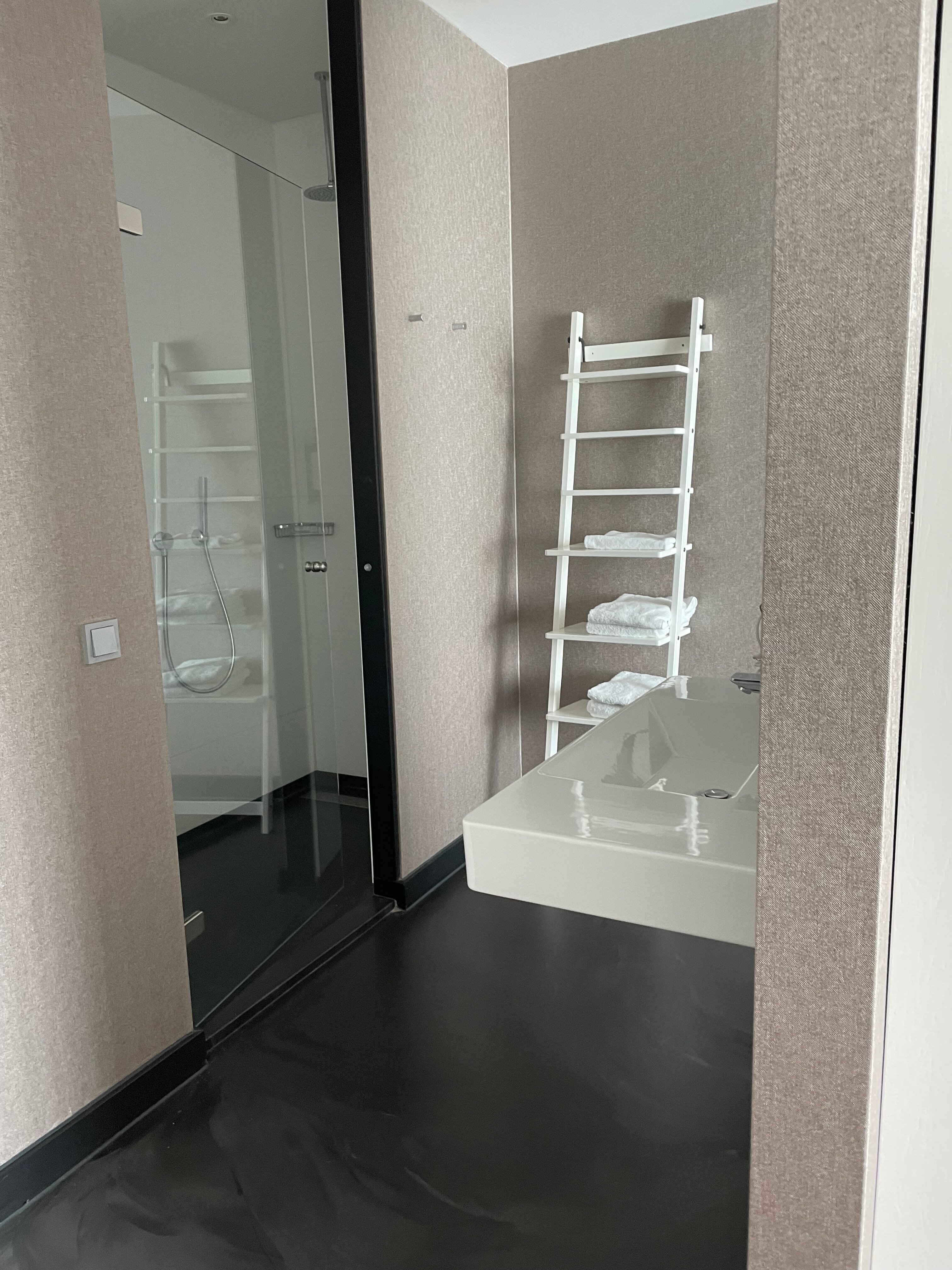 Van Der Valk Hotel Veenendaal-浴室