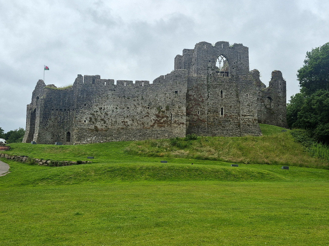 Oystermouth Castle-Mumbles必去景点