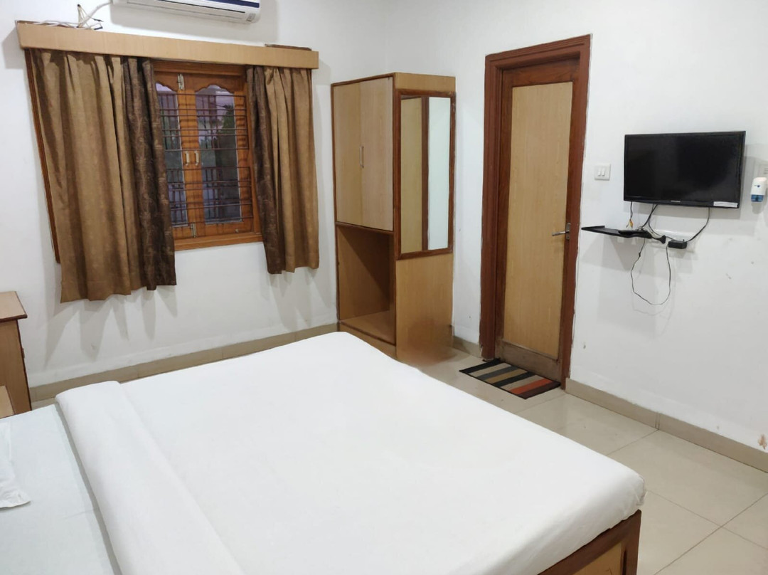 Shrikunj - Hotel And Restaurant主图