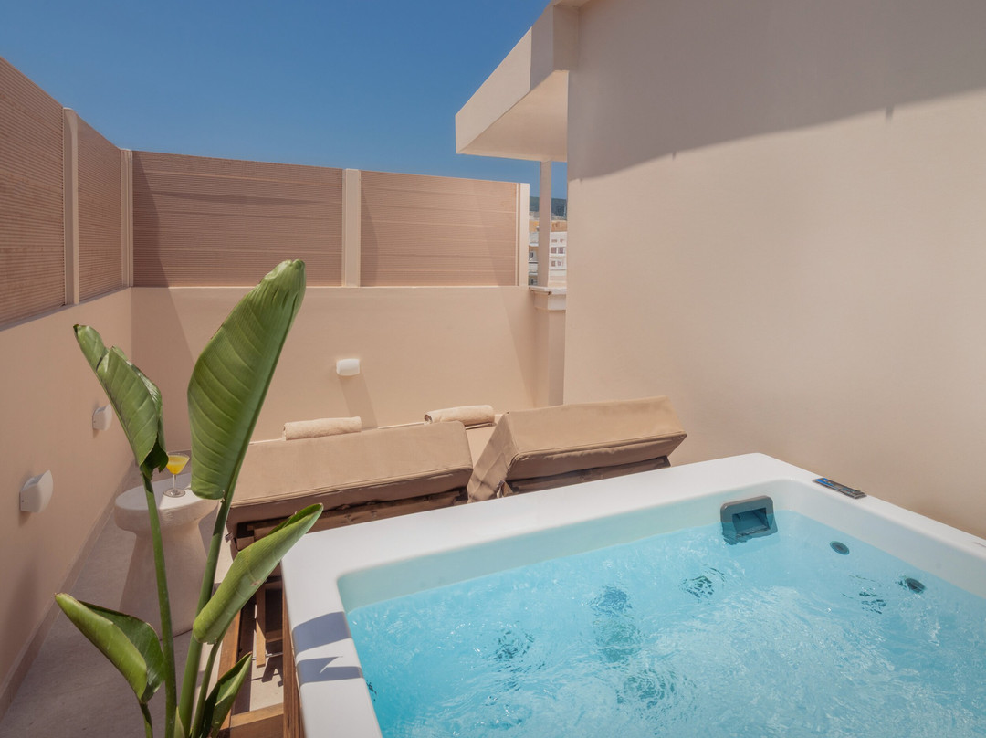Tzante Hotel主图