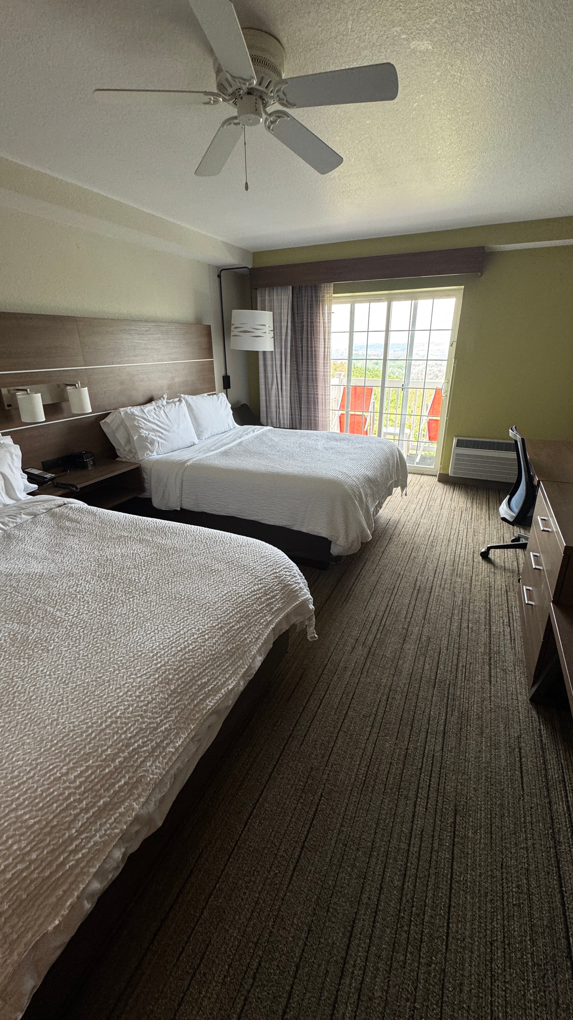 Holiday Inn Express & Suites Petoskey By IHG-客卧