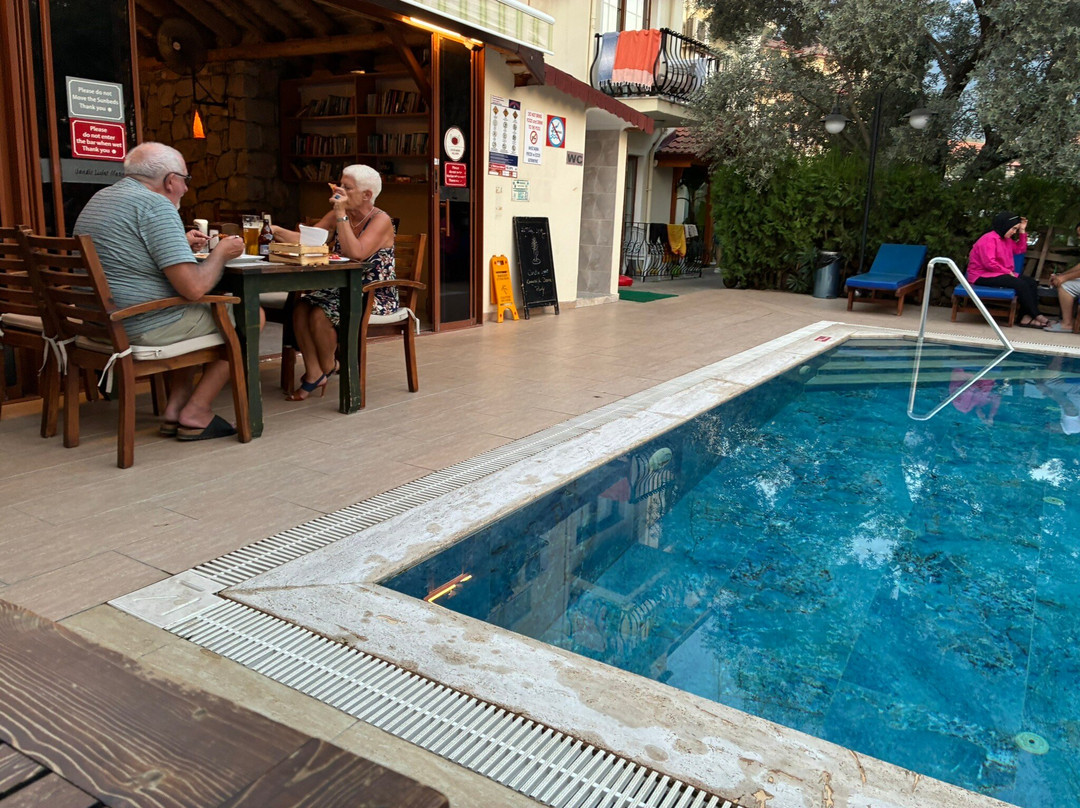 Candle Light Motel & Apart主图