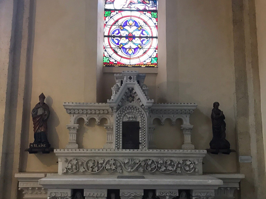 Basilique Saint Andoche de Saulieu-索留必去景点