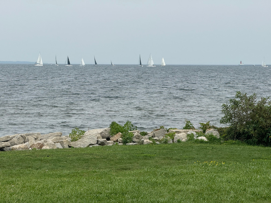 AmericInn Menominee Bayside by Wyndham主图