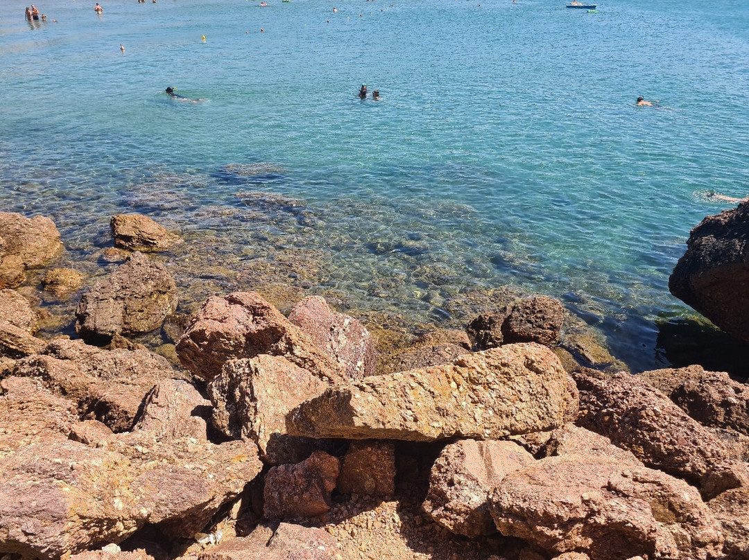 Spiaggia delle Rocchette-佩斯卡亚堡必去景点