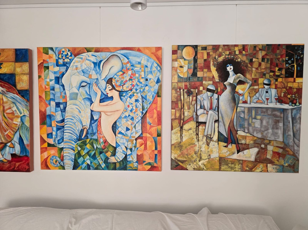 Grona Art Gallery-Paterna必去景点