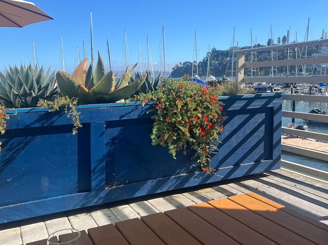 沃特斯艾治酒店主图