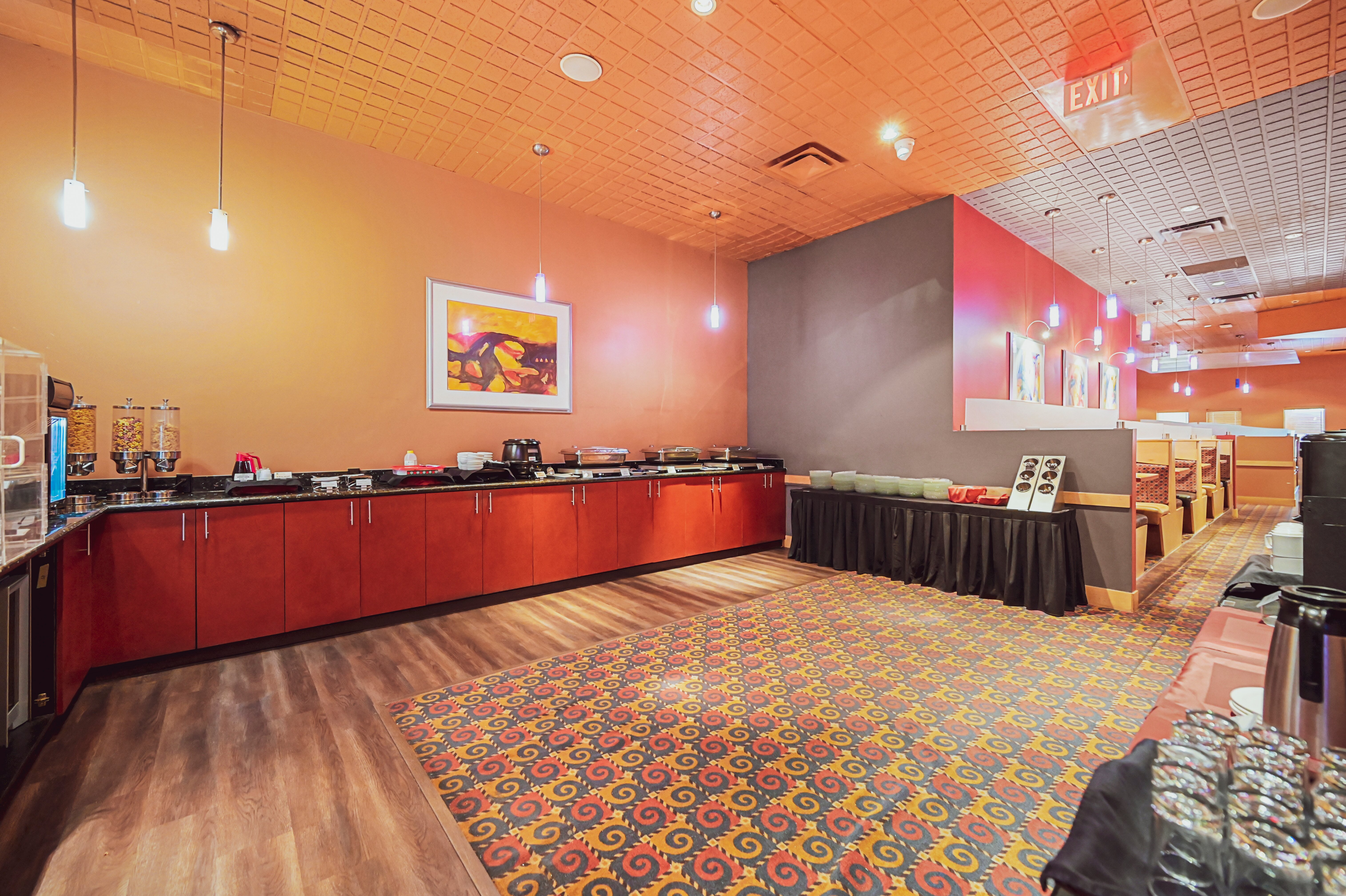 Ihotel & Conference Centre (formerly Radisson Red Deer)-餐饮