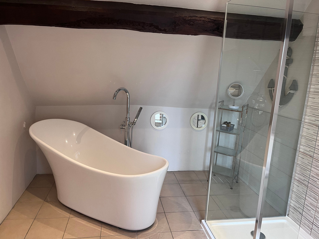 Ye Olde Punchbowl Country Inn & Gardens主图