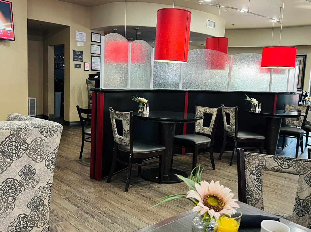 Best Western Premier Crown Chase Inn & Suites主图