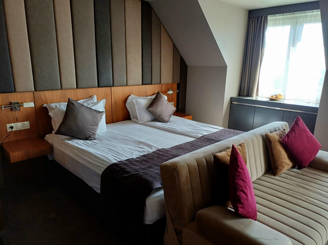 All Seasons Residence Hotel主图