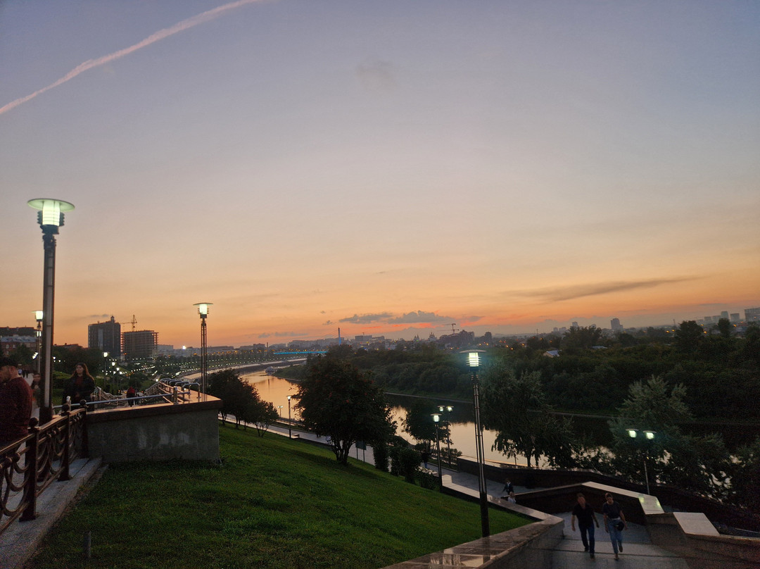 Embankment of Tura River-秋明必去景点