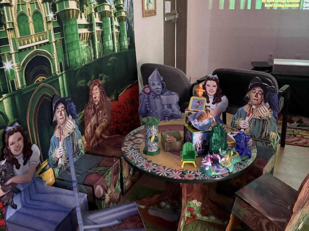 The Wizard Of Oz Museum And Van Gogh-卡纳维拉尔角必去景点