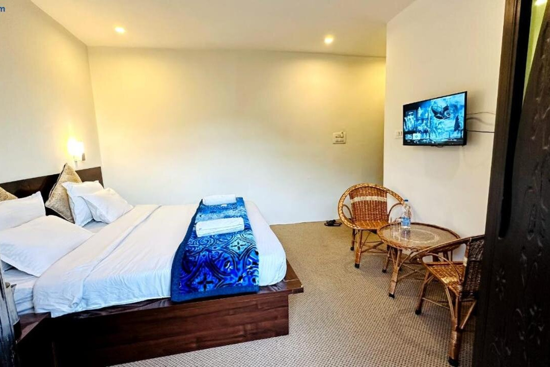 Hotel Golden Peak Sonamarg