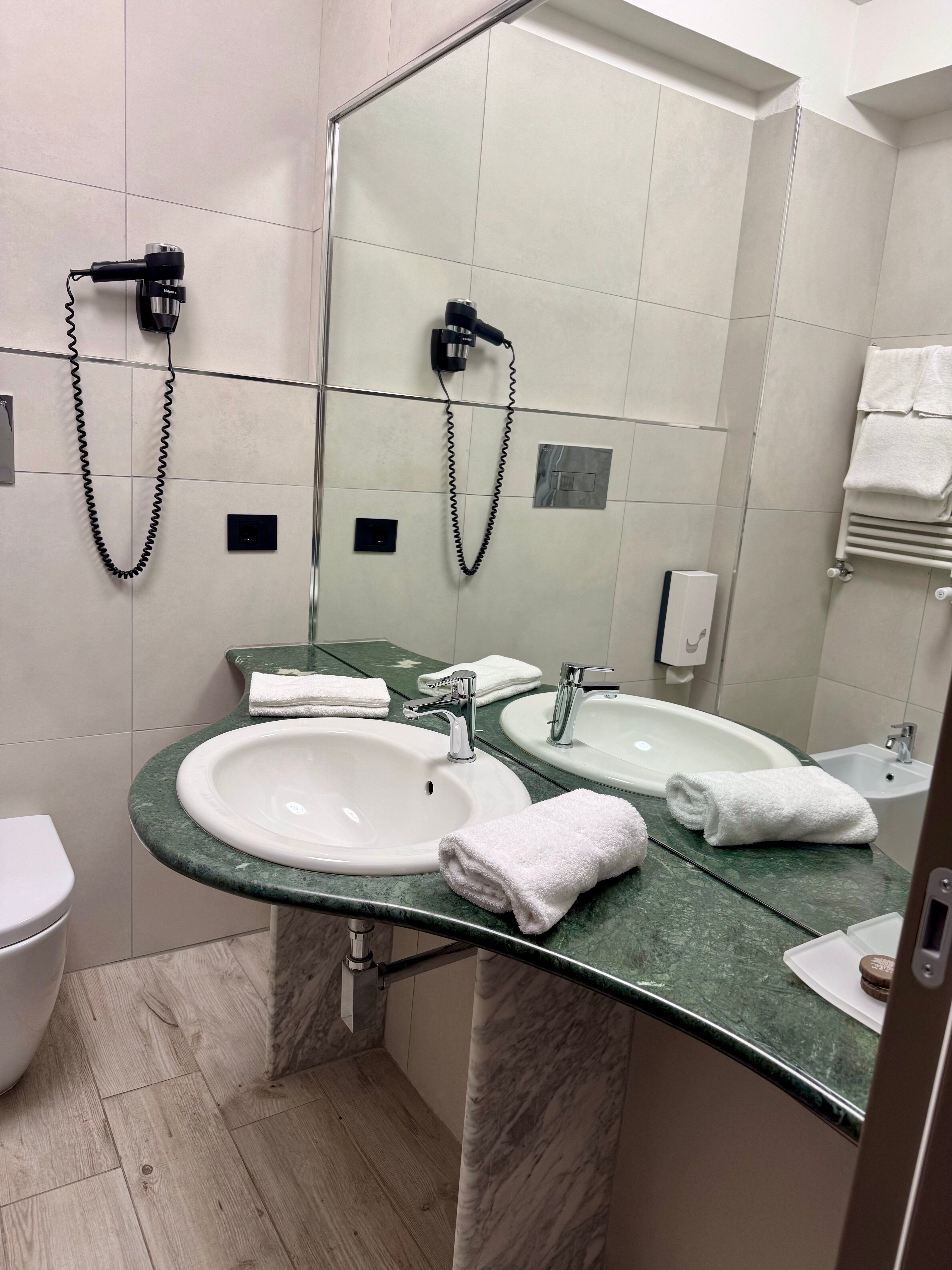 费德里科二世酒店-浴室