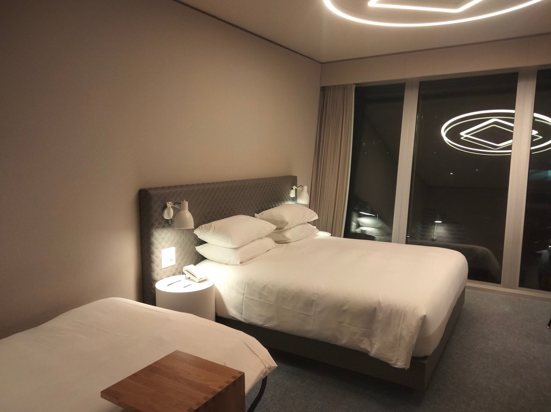 Hyatt Place Zurich Airport The Circle主图