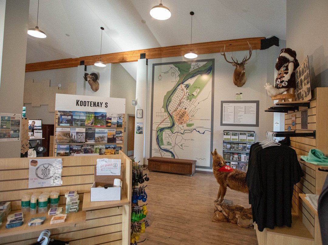 Fernie Visitor Information Centre-弗尼必去景点