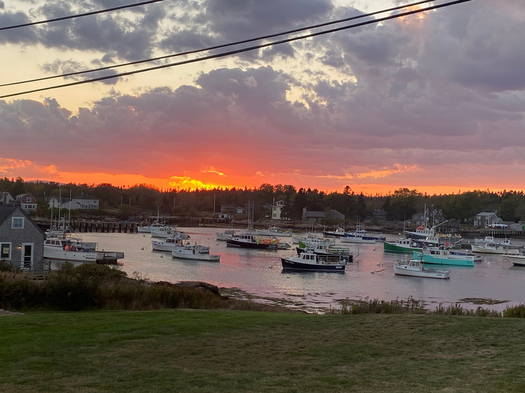 Starlight Lodge at Rockport Harbor主图