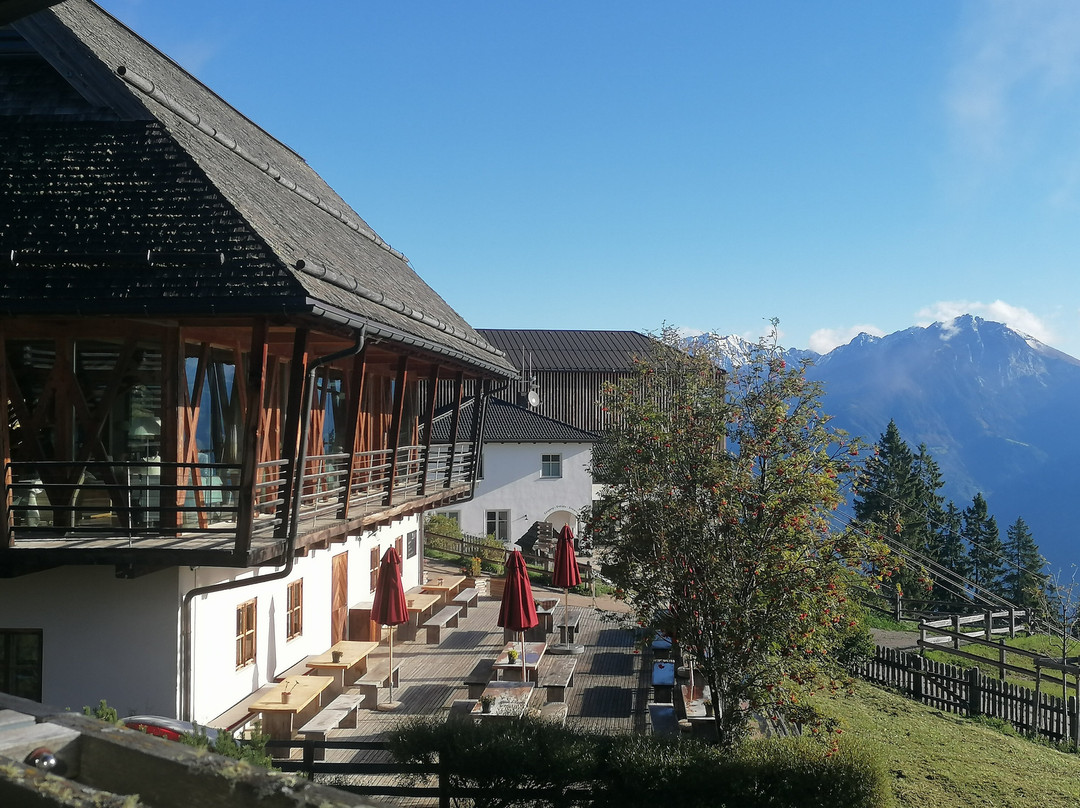 维吉露斯山度假酒店主图