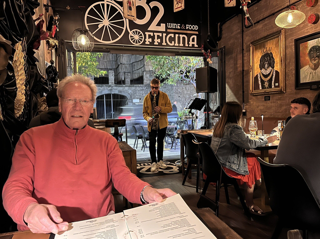 Officina 82 Wine Bar