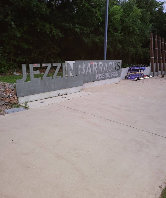 Jezzine Barracks-汤斯维尔必去景点