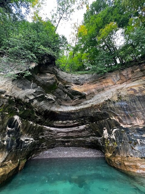 Glass Bottom Shipwreck Tours-缪尼辛必去景点