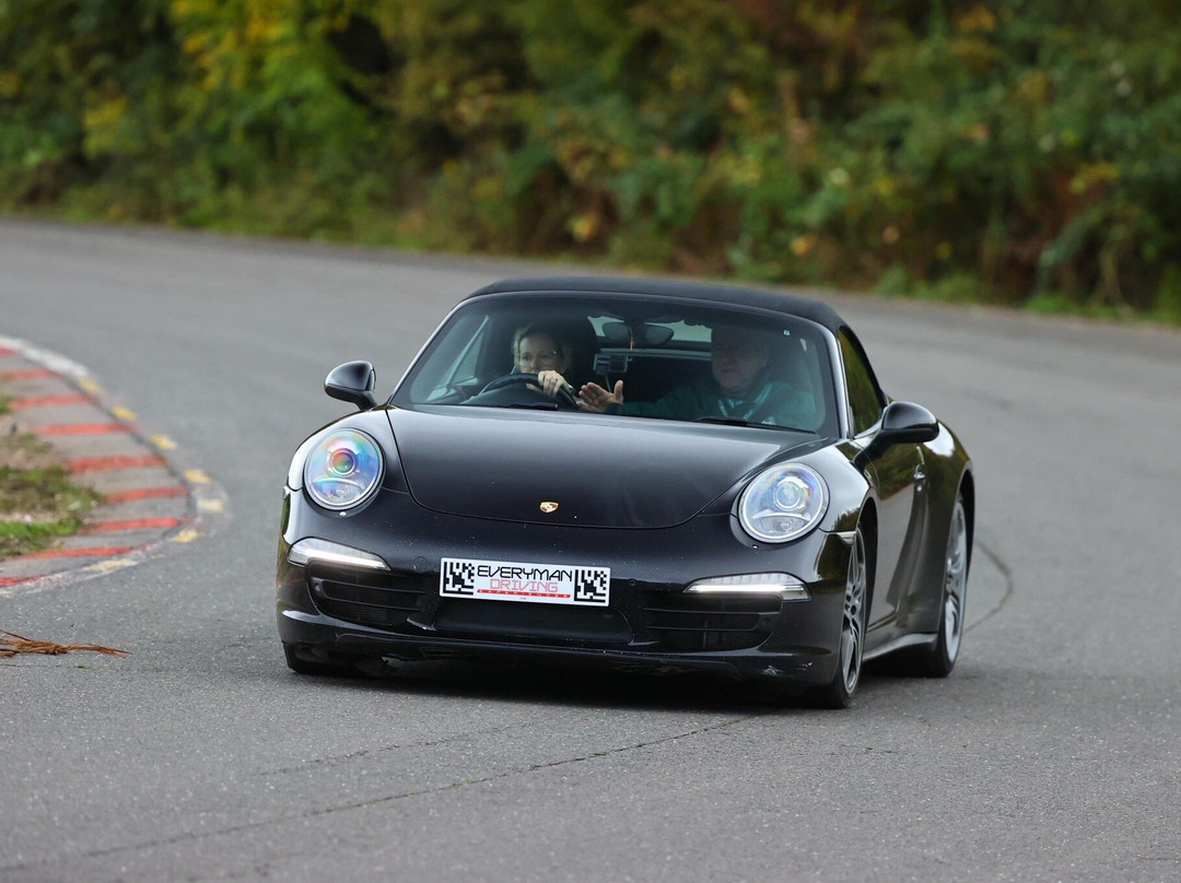 Everyman Driving Experiences-Hoton必去景点