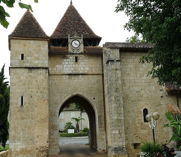 Eglise Saint Pierre De Barbotan-Cazaubon必去景点